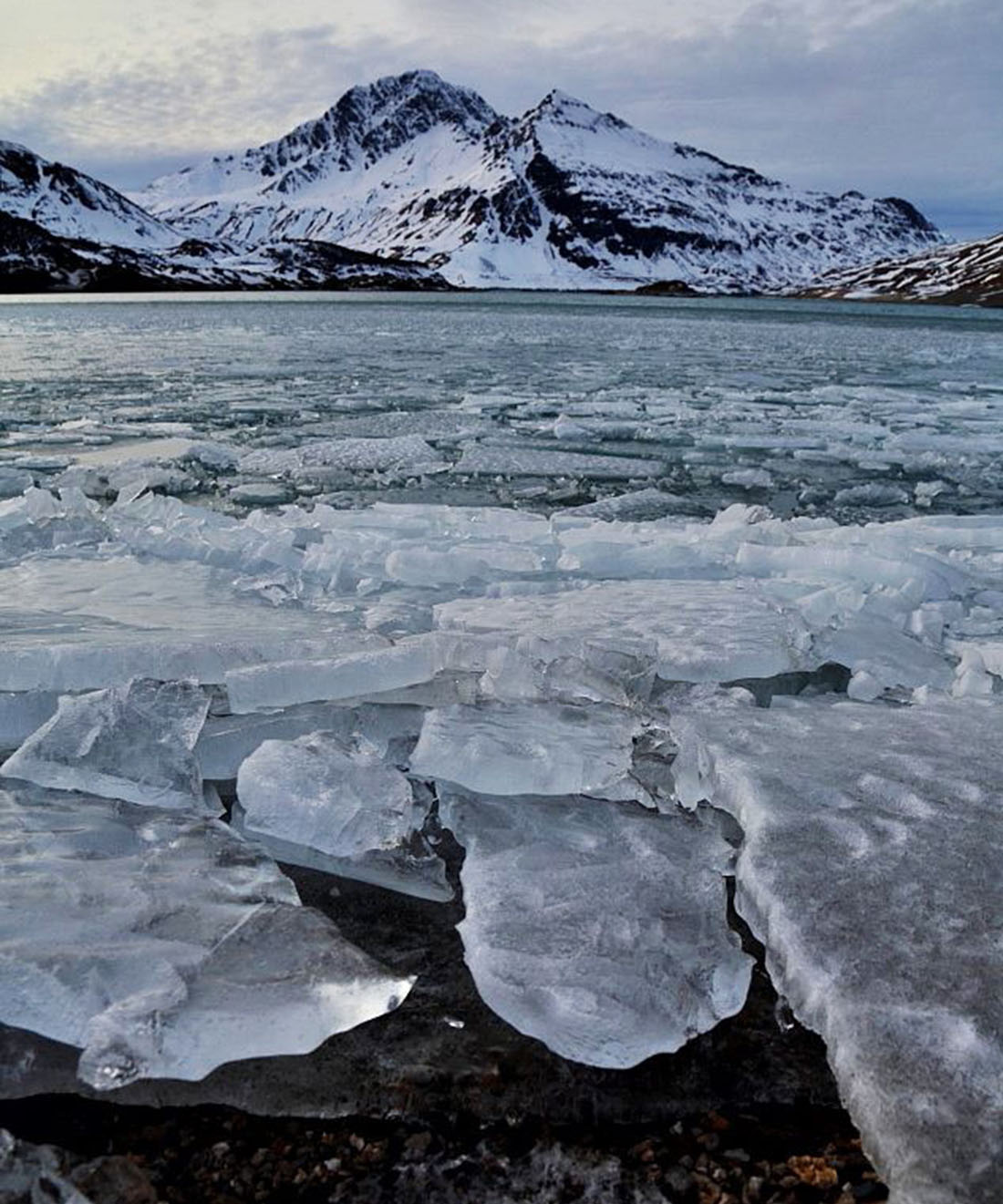 Ghiaccio al Moncenisio - 29.11.17 #fotodelgiorno di Christian Della Lucia Landscape Photographer